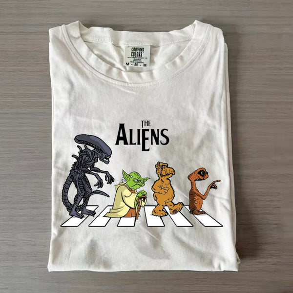 Funny Alien Crossing The Road T-shirt